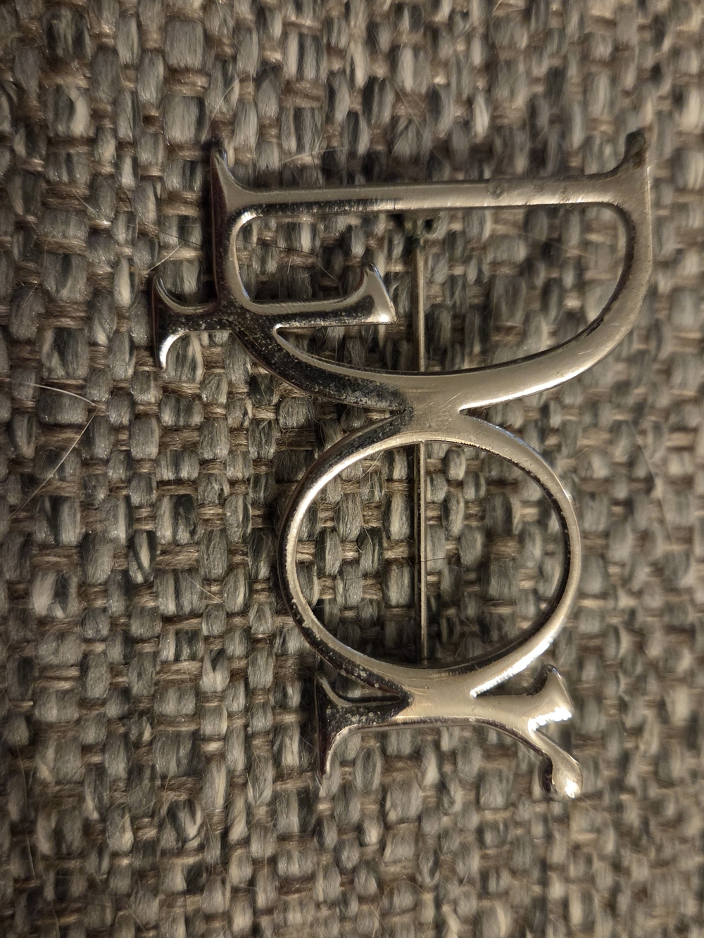 Imitation Dior Silver Brooch - Picture 6 of 6